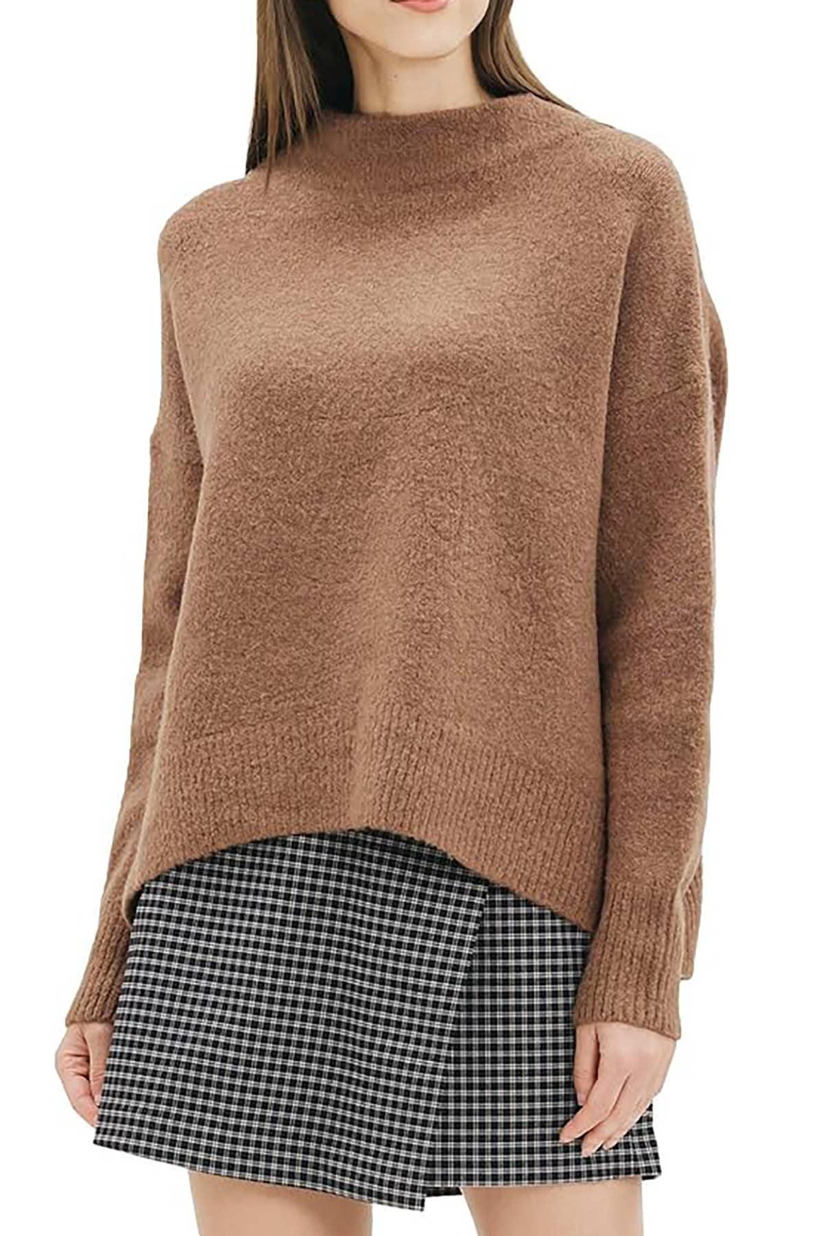OVERSIZED MOCK NECK KNIT SWEATER