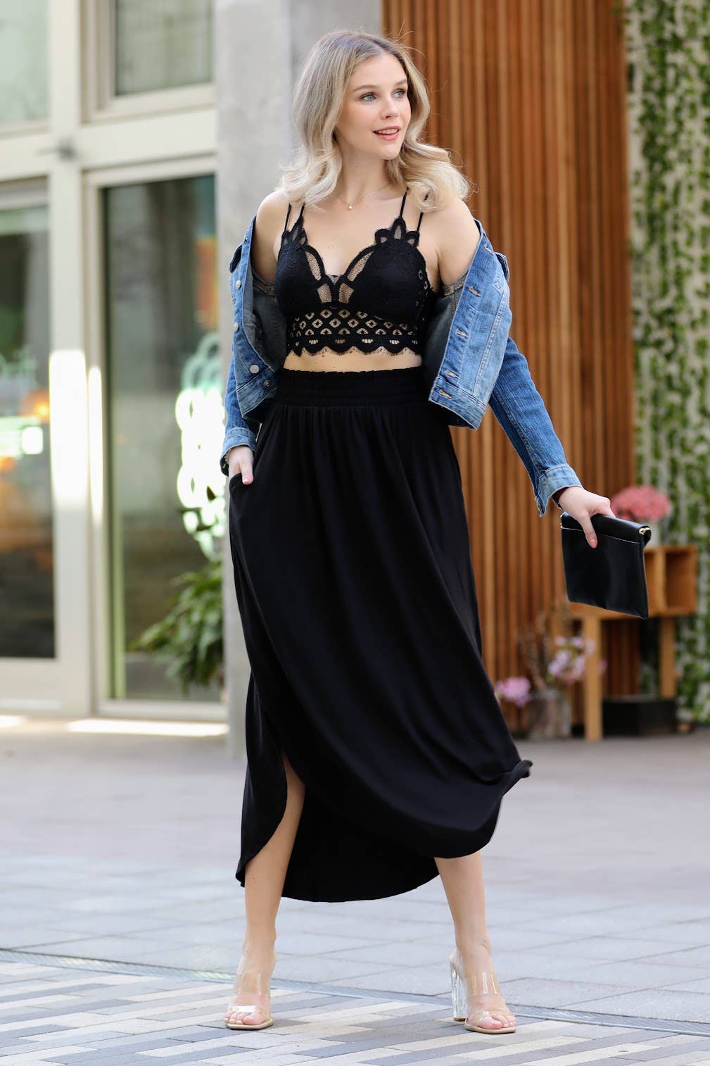 42POPS - Smocked Waist Maxi Skirt With Pockets: BLACK-162633 / L