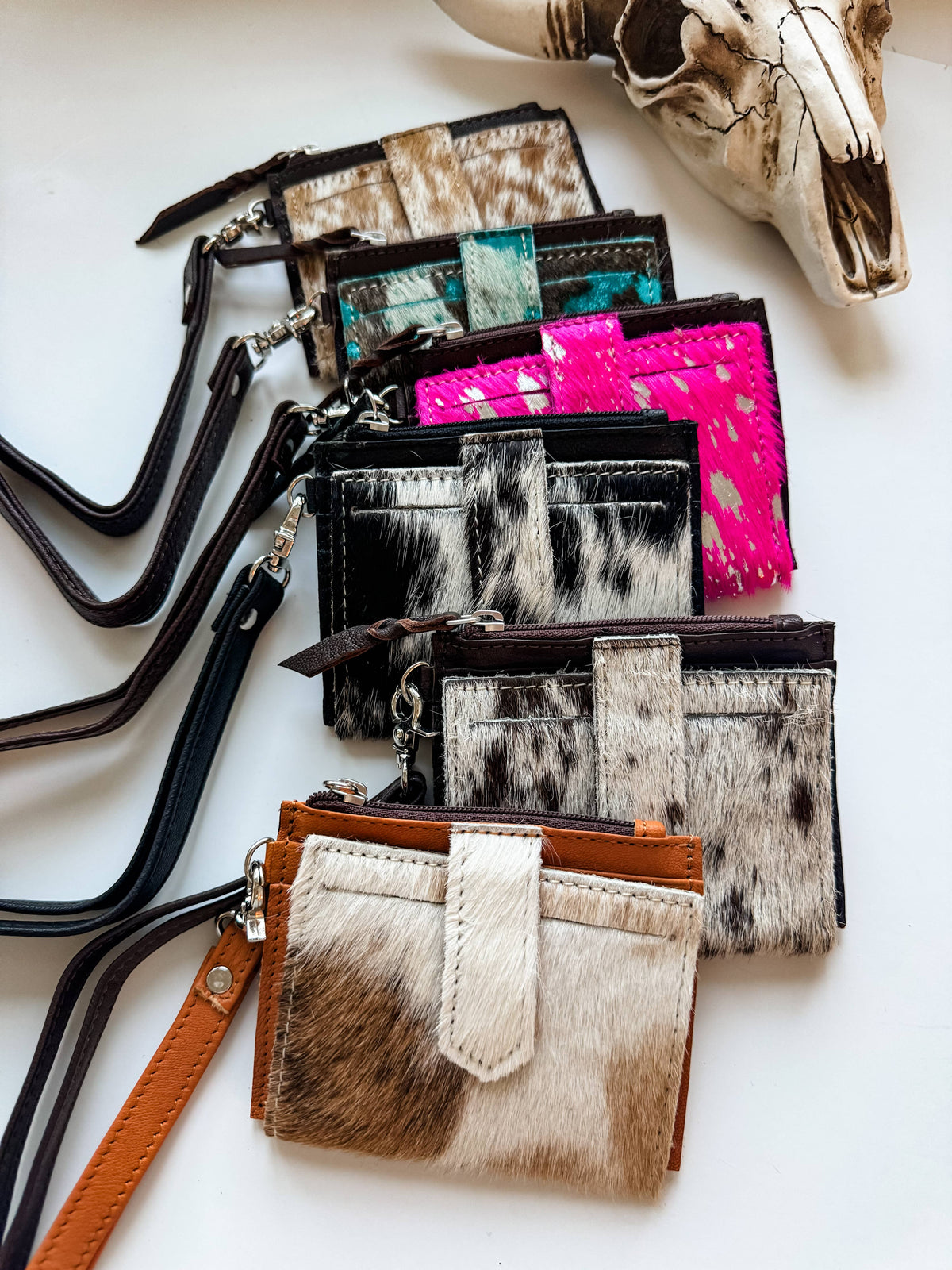 Dakota Wristlet Card Wallet - TAN + WHITE COWHIDE