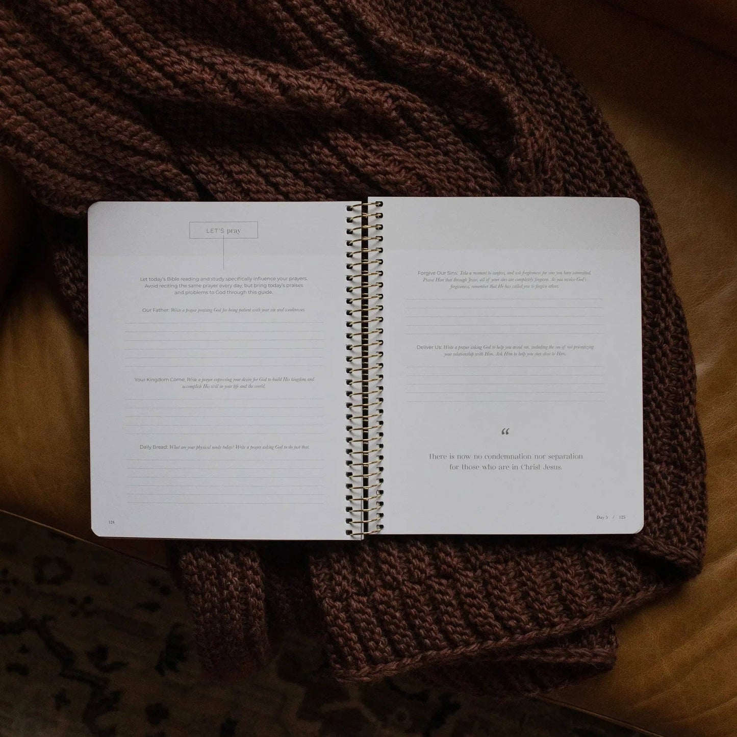 The Daily Grace Co - Pray Spiral Bible Study