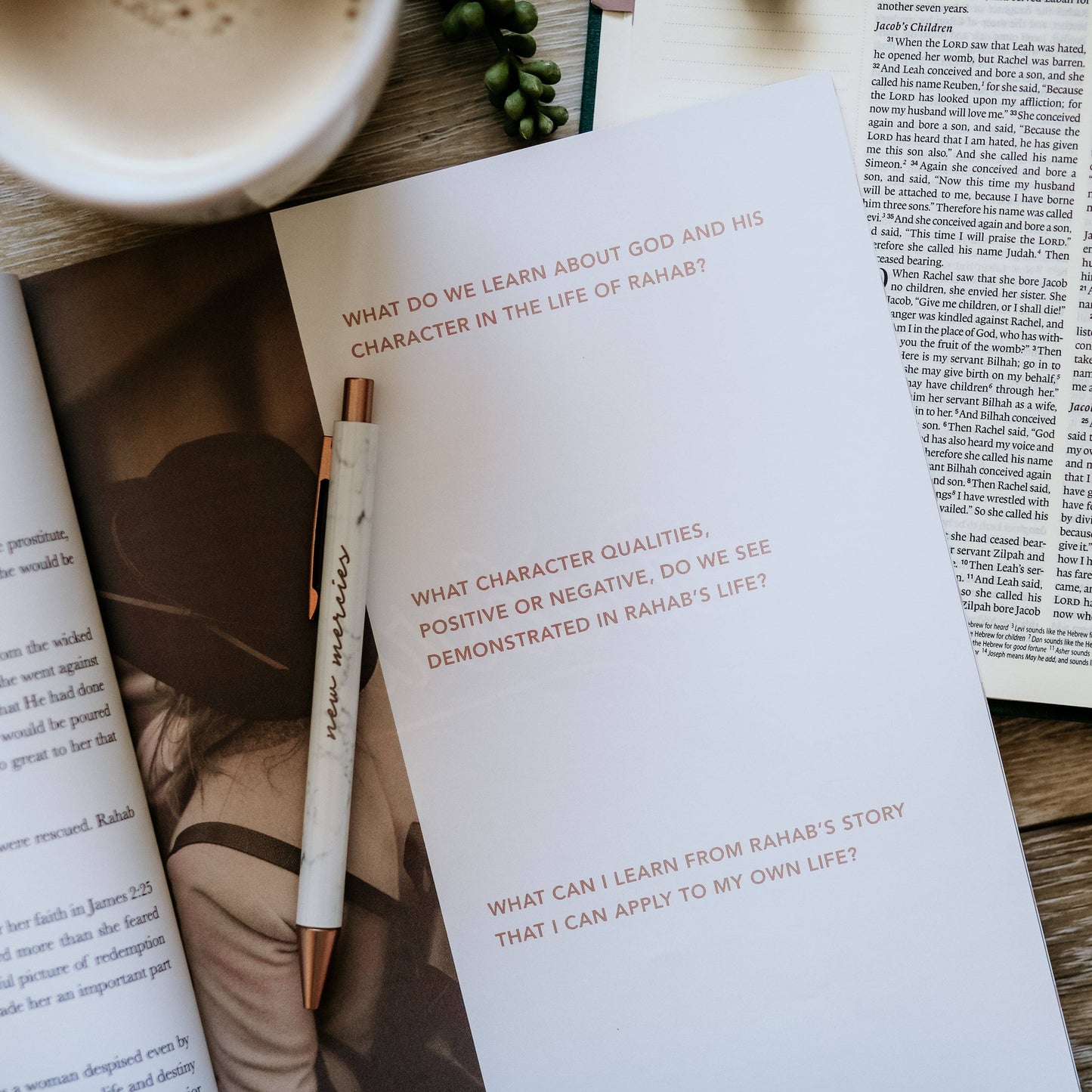 The Daily Grace Co - Daughters of Grace Bible Study