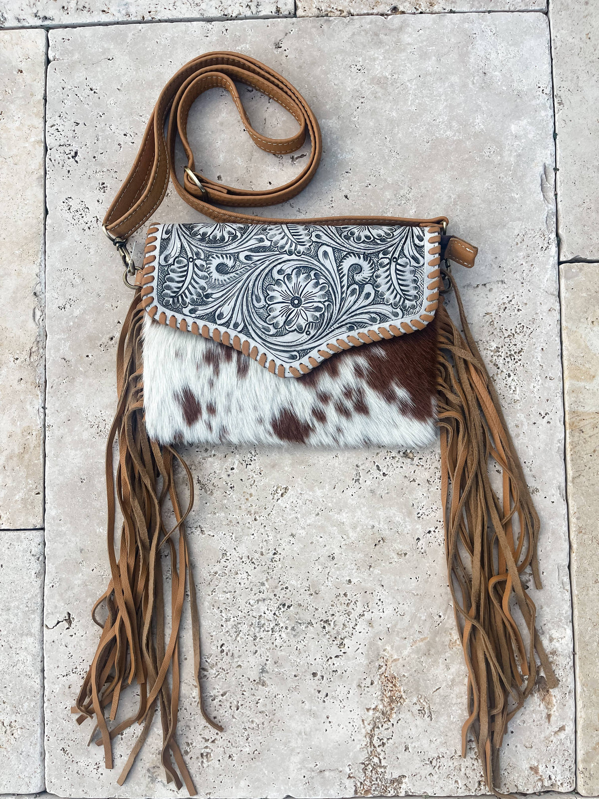 THE DELILAH CROSSBODY TAN + WHITE COWHIDE